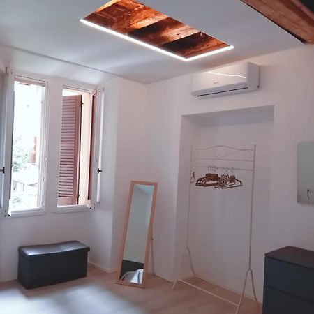 History Luxury Central Apartment By Revenue House Como Buitenkant foto